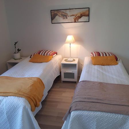 רובניימי Room In Polar Circle מראה חיצוני תמונה