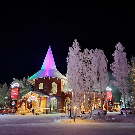 רובניימי Room In Polar Circle מראה חיצוני תמונה
